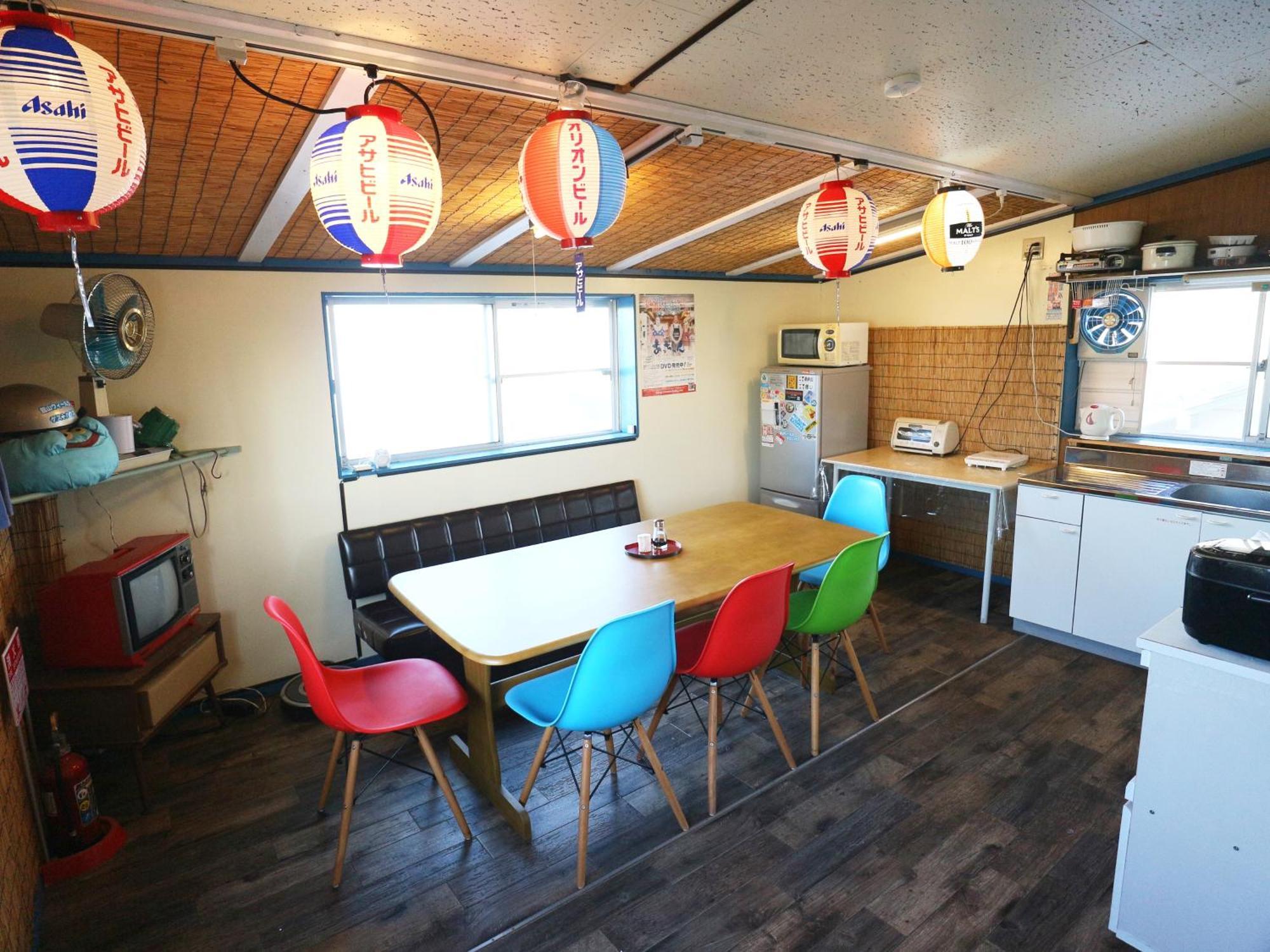 Tateyama Wheels Guest House Exteriör bild